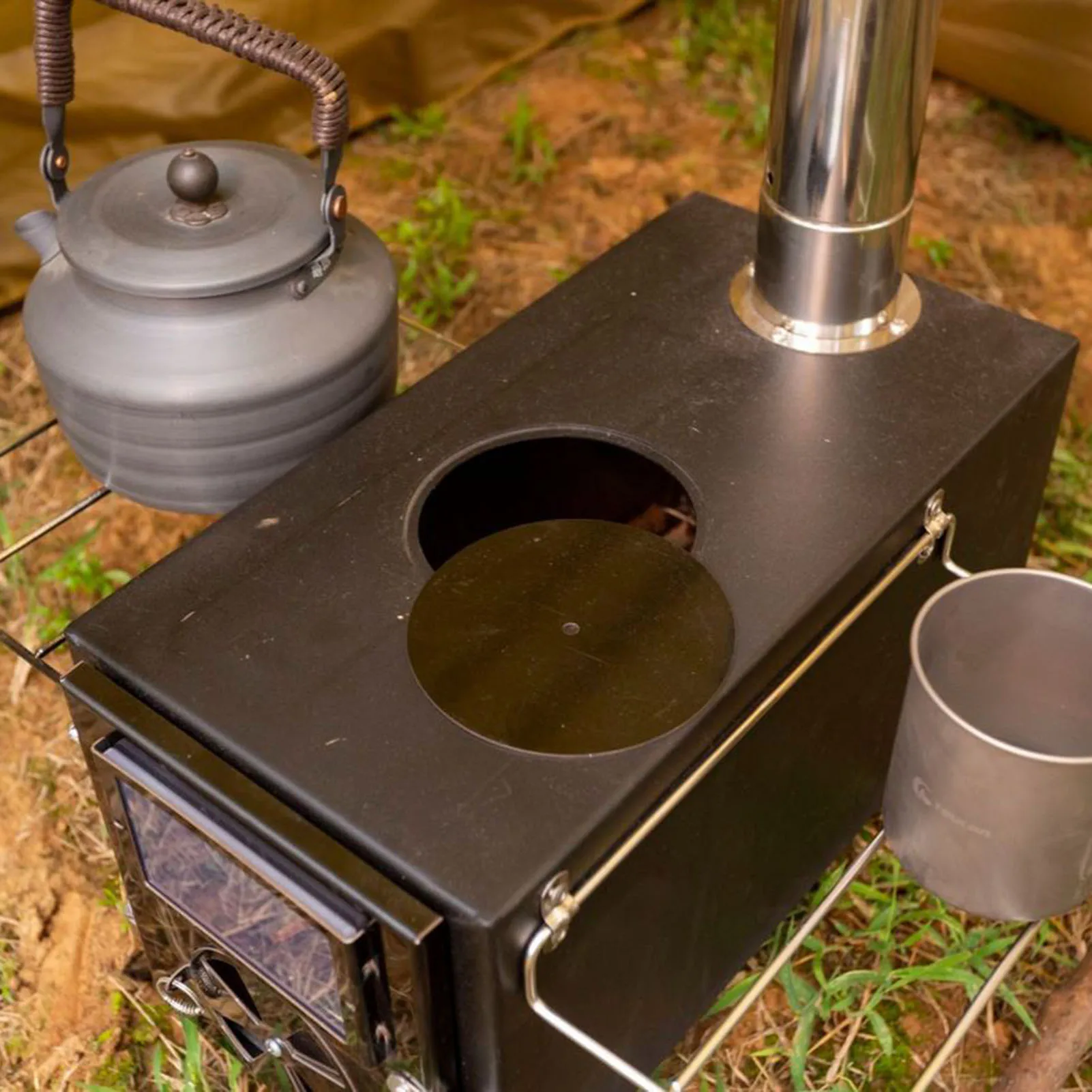 Folding FireWood Stove For Camping Tent Stove Portable Wood Heater Burning Carbon Steel Picnic BBQ Stove Grill Camping Supplies Folding FireWood Stove For Camping Tent Stove Portable Wood Heater Burning Carbon Steel Picnic BBQ Stove Grill Camping Supplies