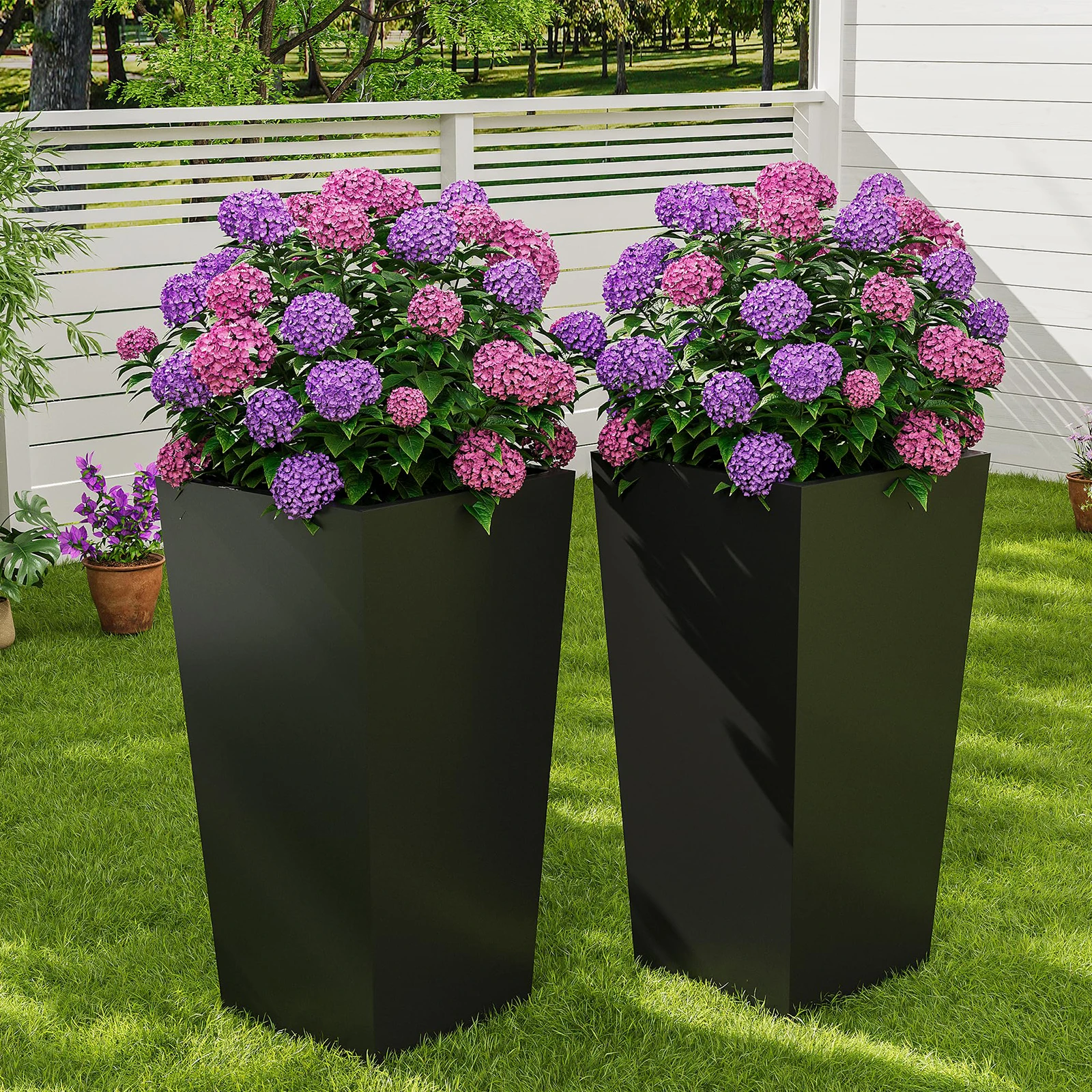 Architectural Mobile Self-Hydrating Tall Planter with Integrated Water-Level Gauge & Drainage Architectural Mobile Self-Hydrating Tall Planter with Integrated Water-Level Gauge & Drainage
